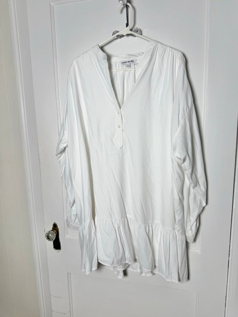 Elizabeth and James XL White Oversized Ruffle Hem Tunic Shirt Dress